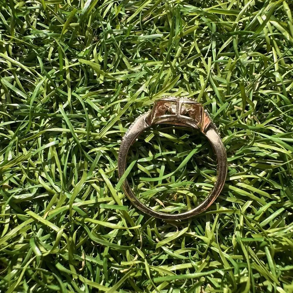 Djoy Heart Ring 925‎ Sterling Silver Size 9 Moving Center Stone Engagement